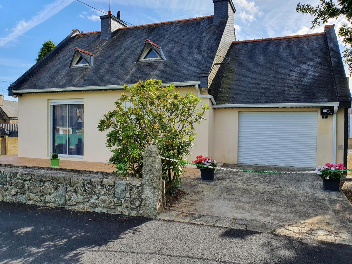 Gite Locmousteru Exterior foto